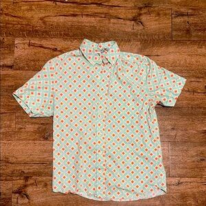 Kennington men’s small button down shirt short sleeve all over flower pattern